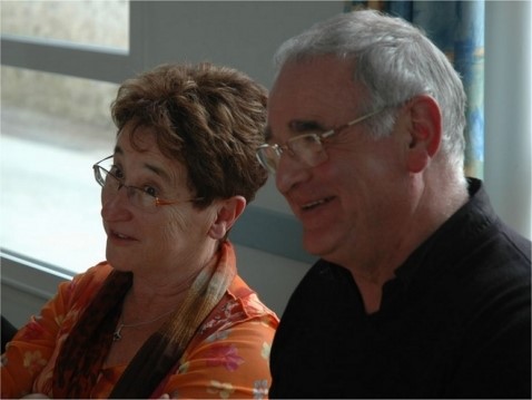 Une image contenant Visage humain, personne, habits, verres

Description gnre automatiquement